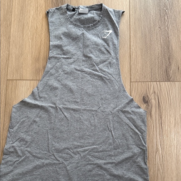 Gymshark Tank Tops in Black, Gray, Blue, and Tanish olive like new Sz L 5 shirts - Picture 6 of 6